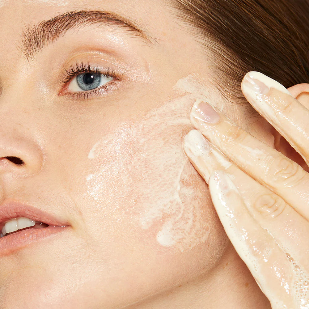 daily milkfoliant application Marine Lemaitre Skincare Dermalogica