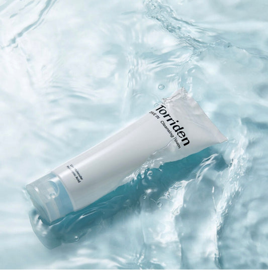Mousse Nettoyante Torriden Dive-In à l'acide hyaluronique 150ml plongée dans l'eau, version européenne sans parfum